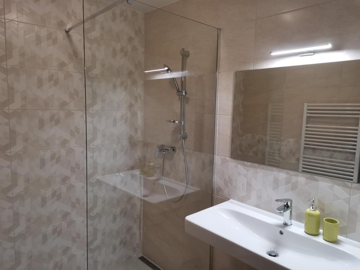 A1 Start Hotel Vysoke Tatry Bagian luar foto